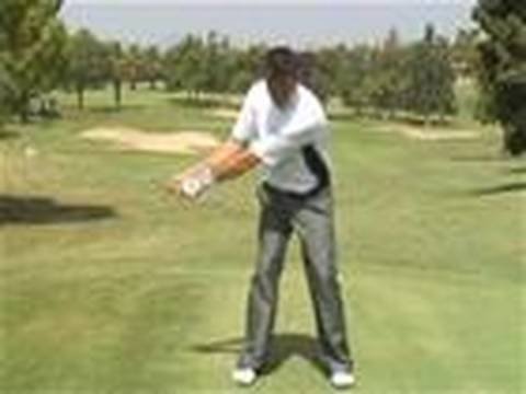 How to Swing a Golf Club Like Tiger Woods: Perform the Perfect Golf Swing